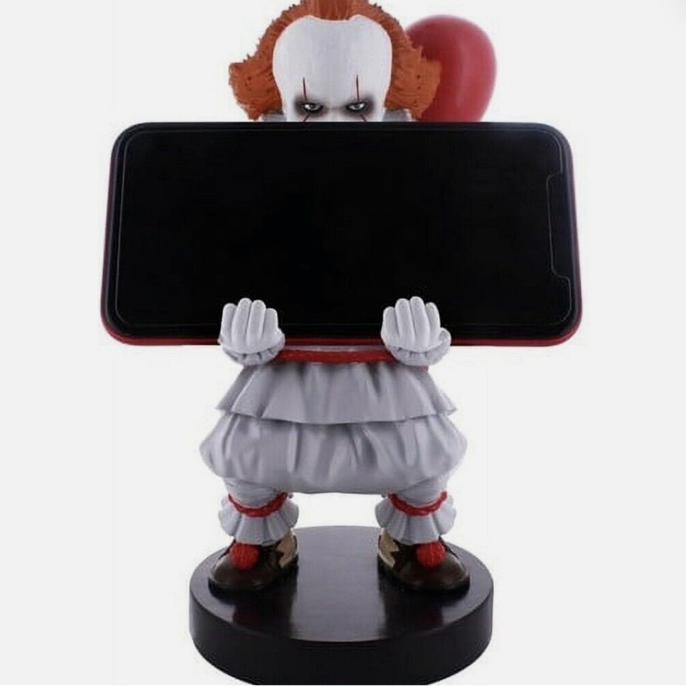 Pennywise IT phone, game controller holder